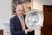 Chris Dodds LAA with Royal Smithfield Bicentenary Trophy, Phil McCarthy Photography cropped