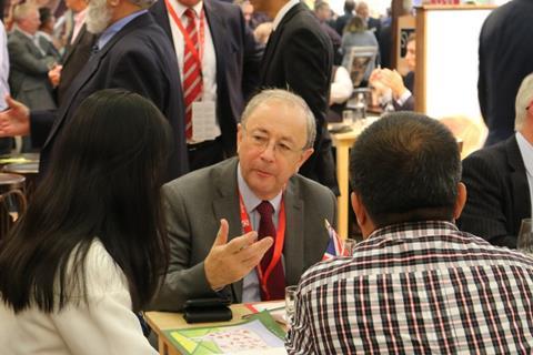 AHDBs Peter Hardwick with the visiting Chinese delegation 