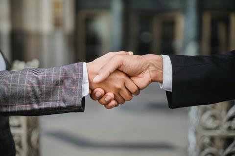 Handshake pexels