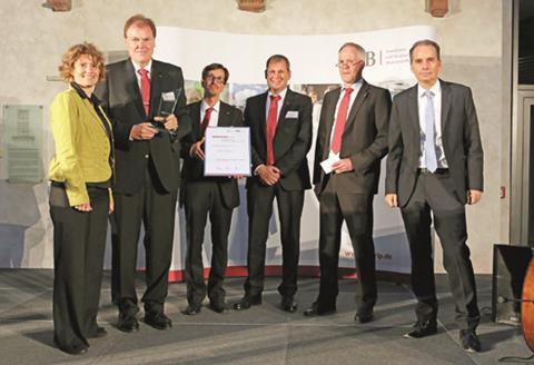 L-R: Eveline Lemke (Secretary of State for Trade and Industry of Rhineland-Palatinate), Uwe Reifenhaeuser (Managing Director), Thomas Kuehr, Juergen Melles, Uwe Ragnit (all TREIF), Dr. Ulrich Link (ISB board of directors).