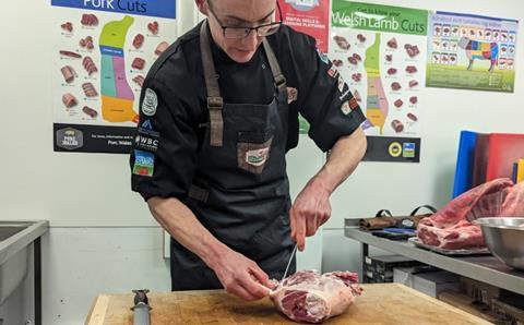 2 Ben Roberts giving a PGI Welsh Lamb butchery demonstratio